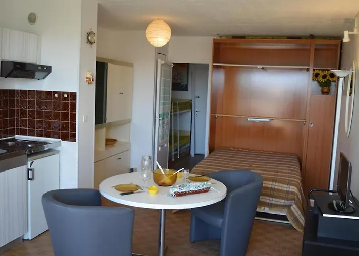 Hotel Cap D'agde Naturisme, 1 Piece, 2 Personnes - Fr-1-249a-13 *